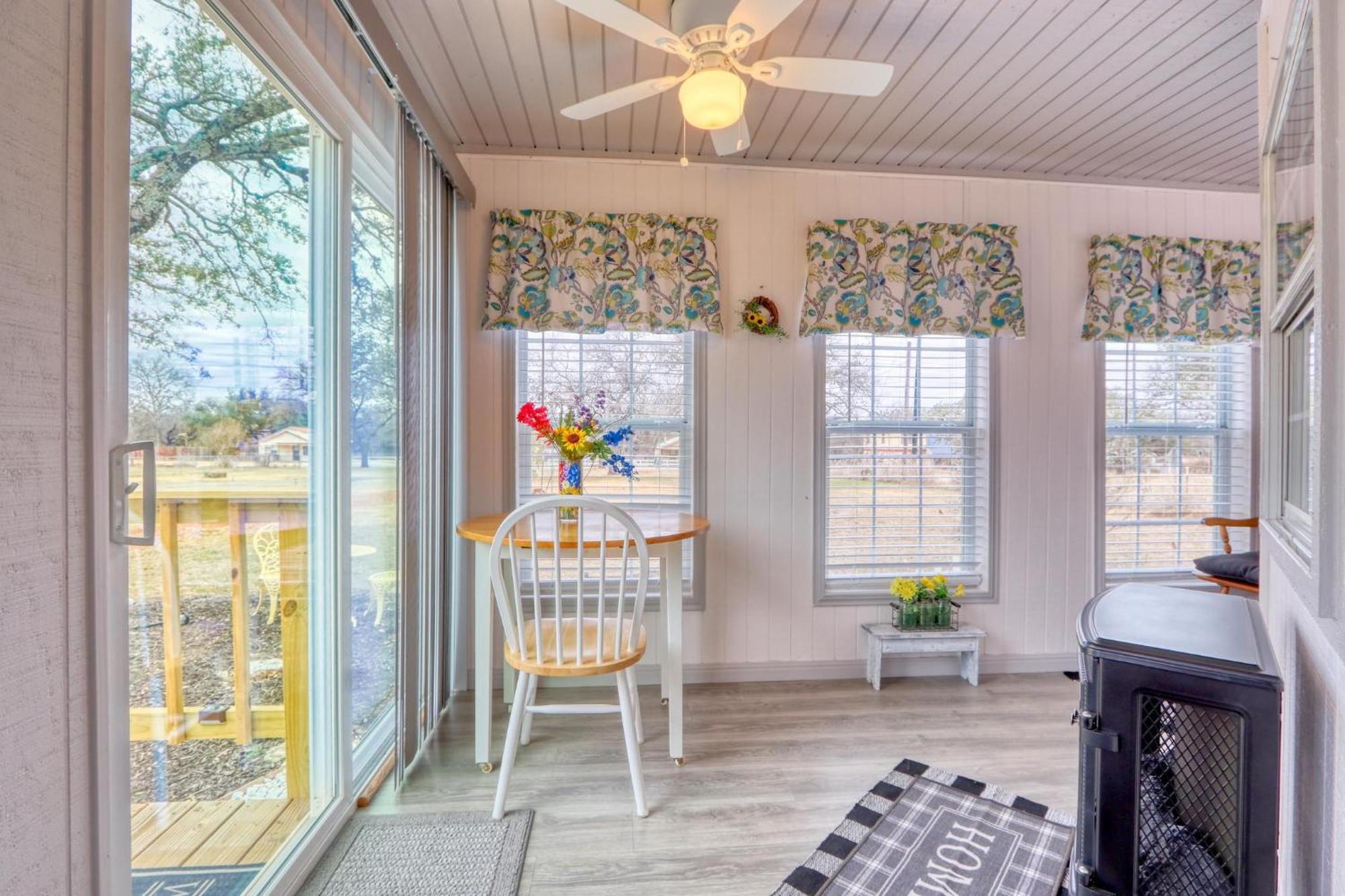 Kara'S Cottage 约翰逊城 外观 照片